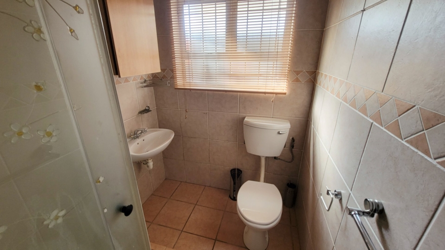 To Let 3 Bedroom Property for Rent in Bay View Western Cape